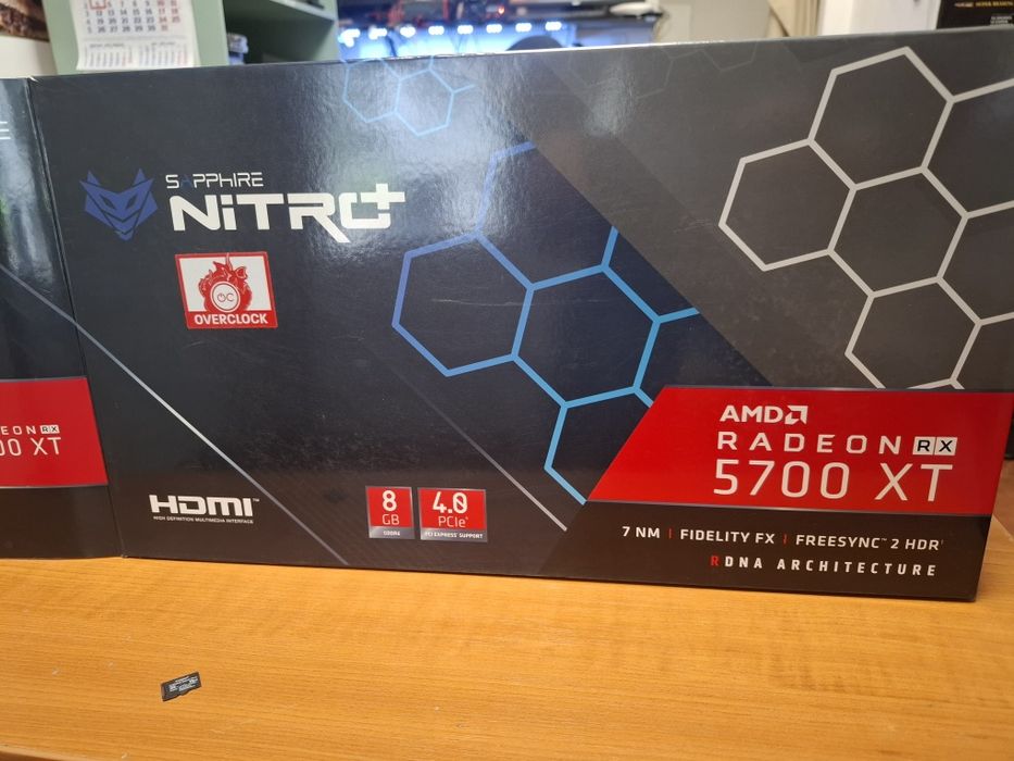 Sapphire Nitro+ RX 5700 XT - Видео карта  8 гб - като нова