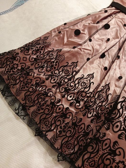 Rochie elegantă roz pudrat