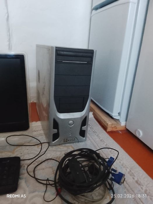 Компютер 2010 жыл