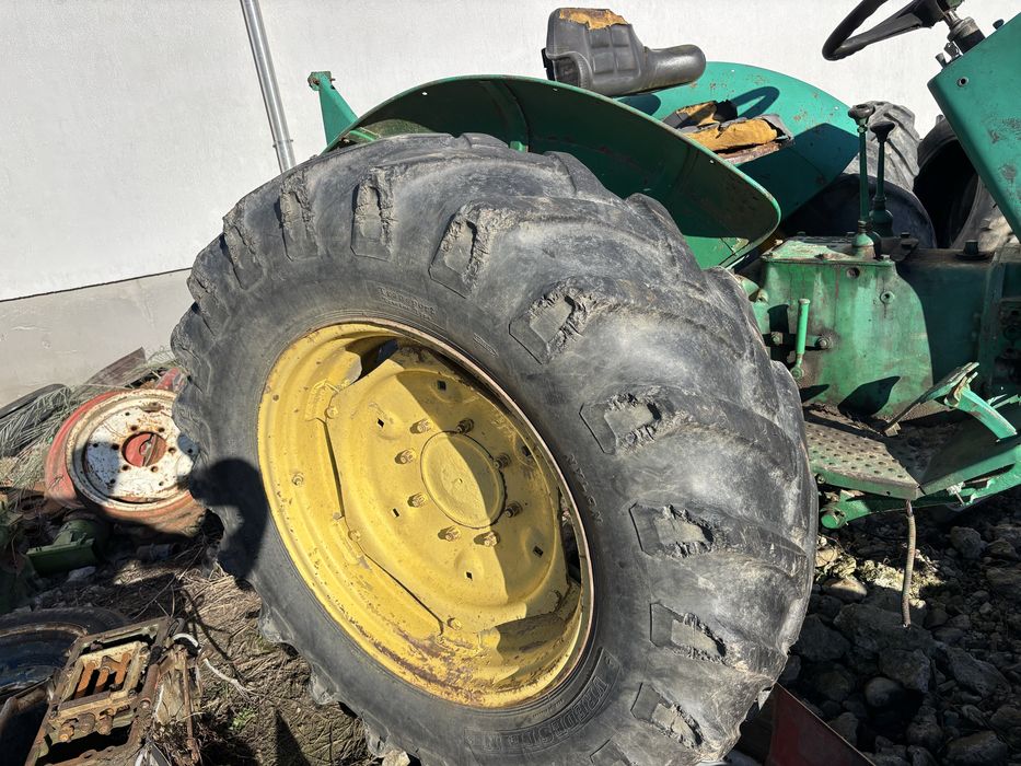 Roti 16,9 r 30 tractor international u650 renault john deere