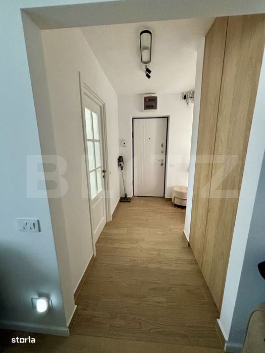 Apartament cu 3 camere, etaj 2, renovat complet - zona Centrala