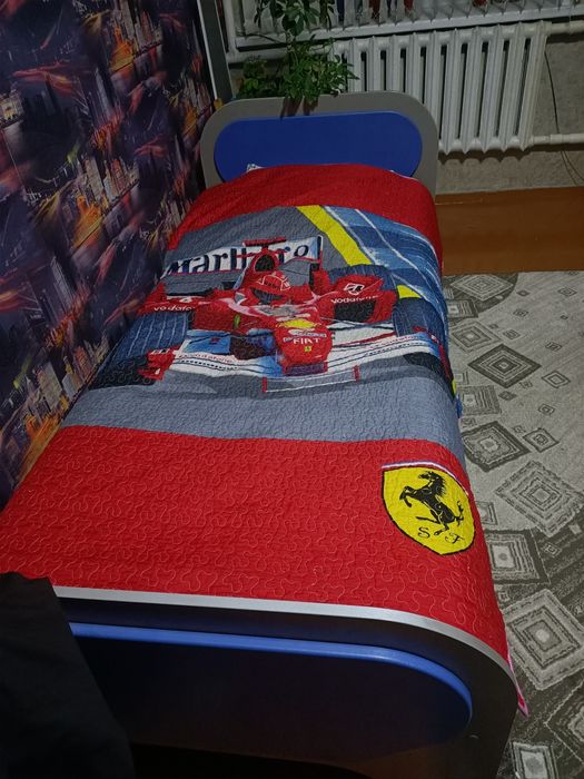 Спальный гарнитур