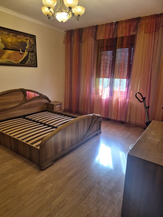 Apartament 4 camere decomandat