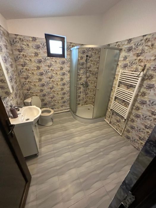Inchiriez apartament pe termen lung in Navodari