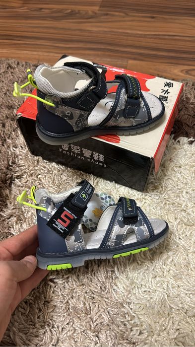 Детская обувь Шикарного качества 22 размер