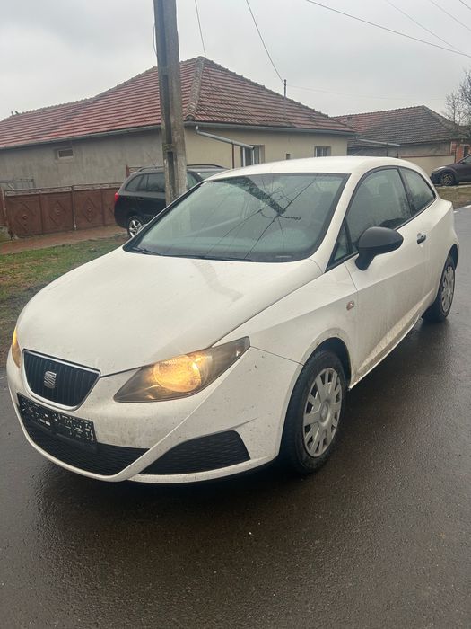 * Seat Ibiza 1.2 *
