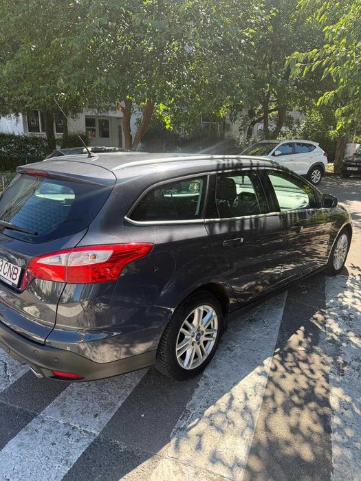 FORD Focus 2014 — imagine 4