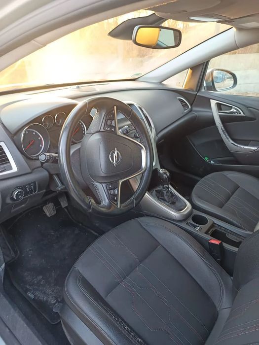 Kit complet plansa bord Opel Astra J Combi 2012