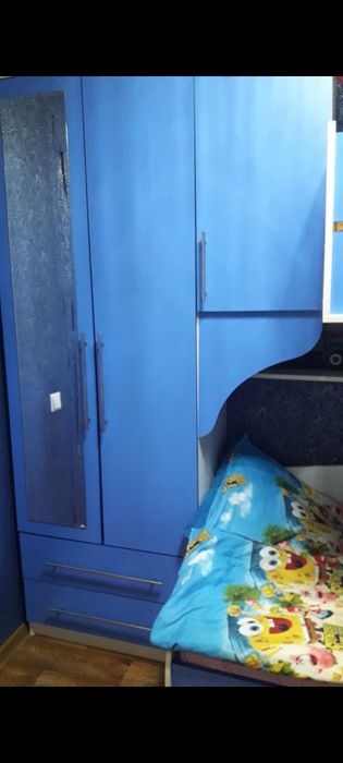 Продам квартиру 3-х комнатную