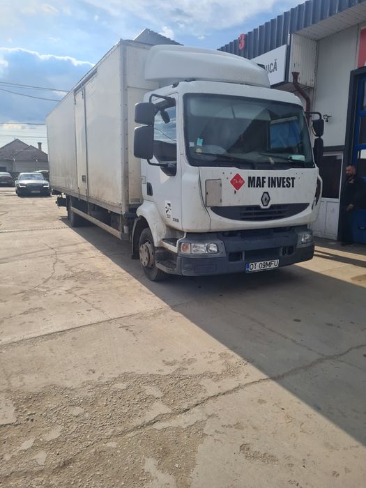 Camion Renault Midlum 220dxi  cu lift CUTIE VITEZE DEFECTA