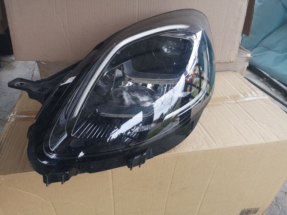 Far Ford Puma stanga halogen LED