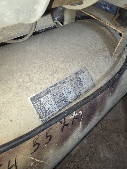 Kampresor sotiladi polni kap remont qlngan undan keyn iwlatlmadi