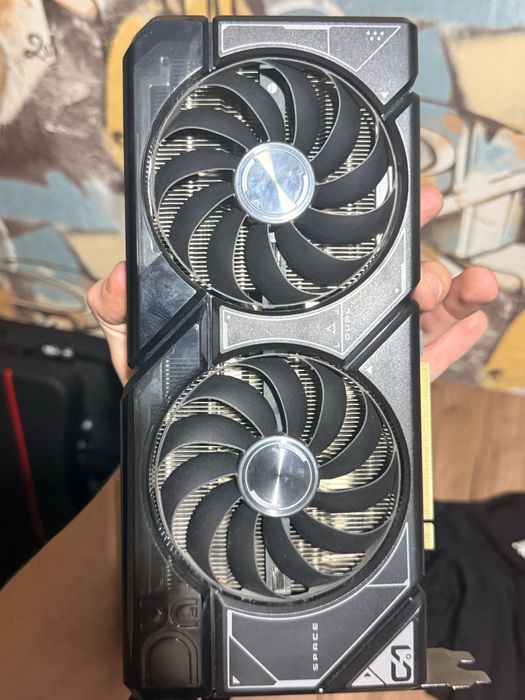 Видеокарта RTX Asus 4070 12GB Торг уместен