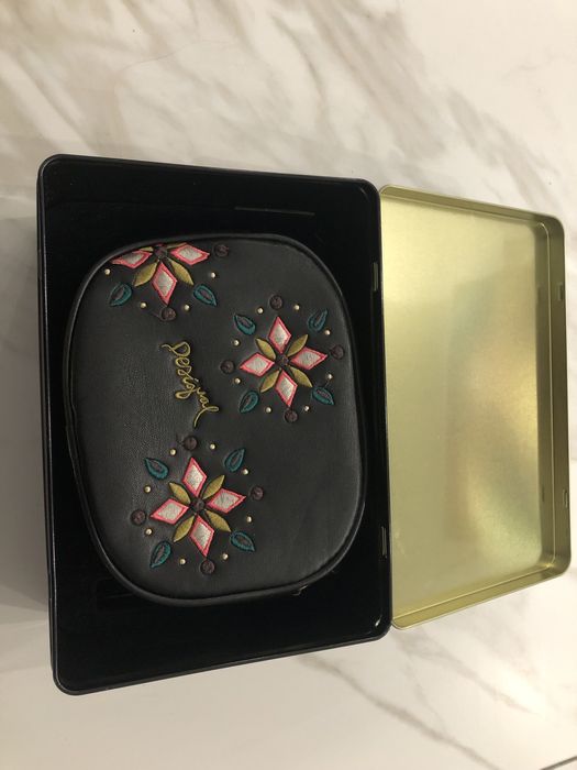 Чанта Desigual - НОВА в кутия