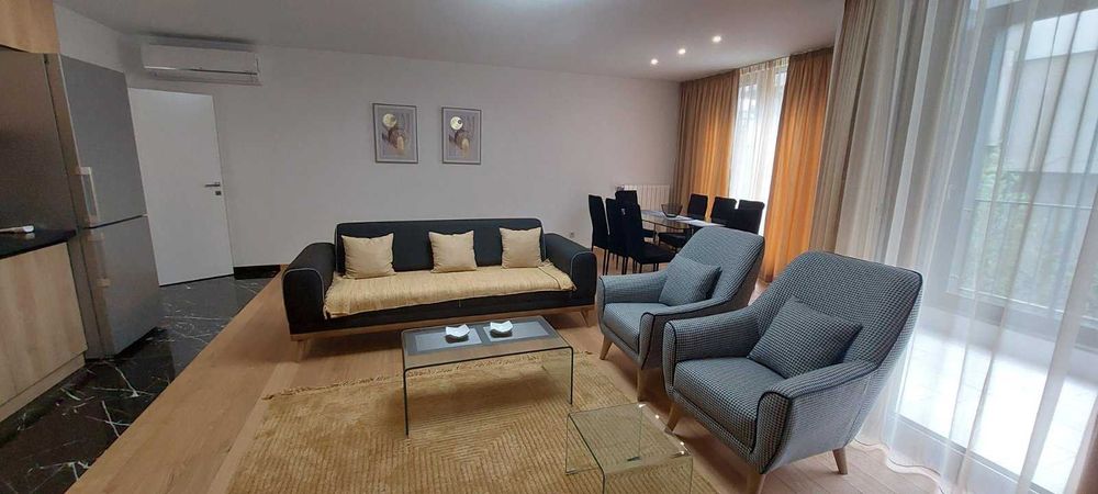 Дава се под наем Тристаен апартамент в София, Изток - 120 кв.м за 1600 € - Снимка #6