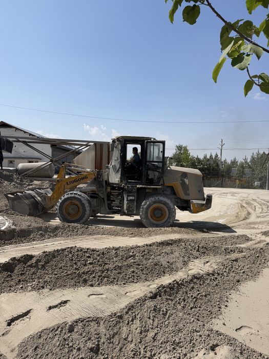 погрузчик сотилади