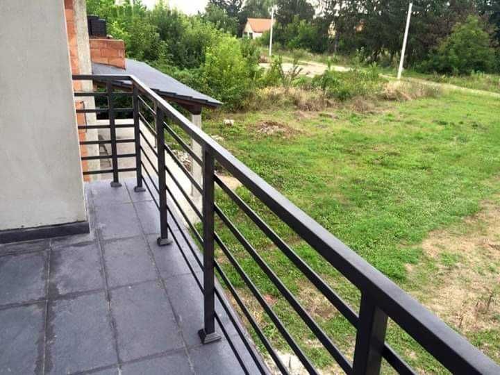 Balcoane si balustrada din fier forjat