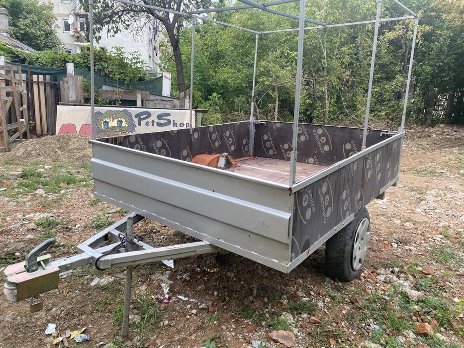 Remorca auto suspensie tripla