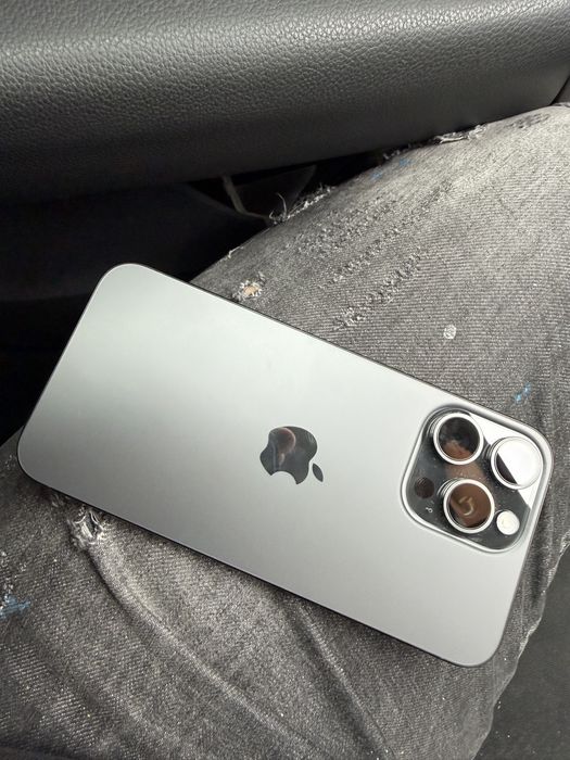 Iphone 15 pro max- nou nout