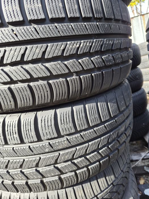 4бр. 225 55 16 Roadstone зимни.