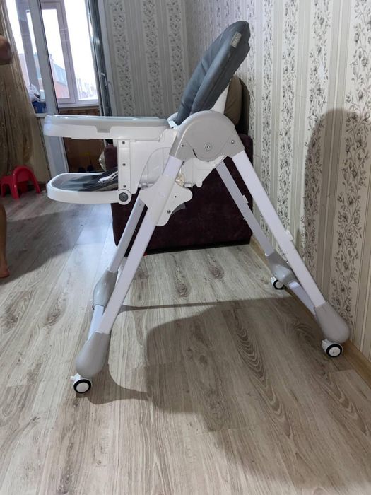 Стул для кормления