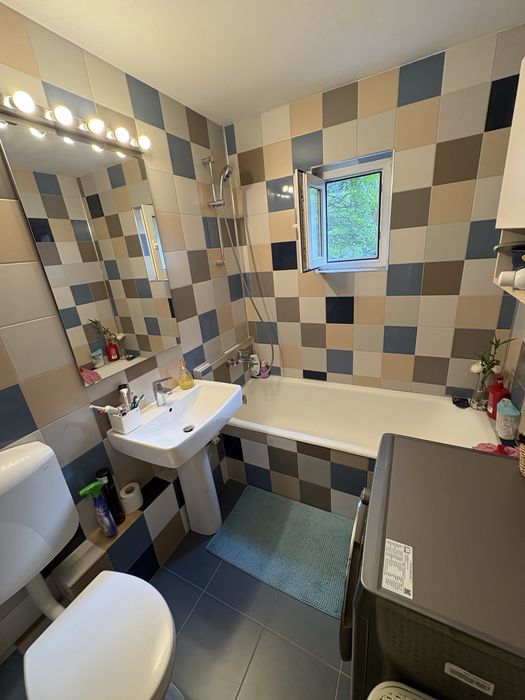 Apartament 3 camere Gorjului 3/4, decomandat, 71mp, 1984,