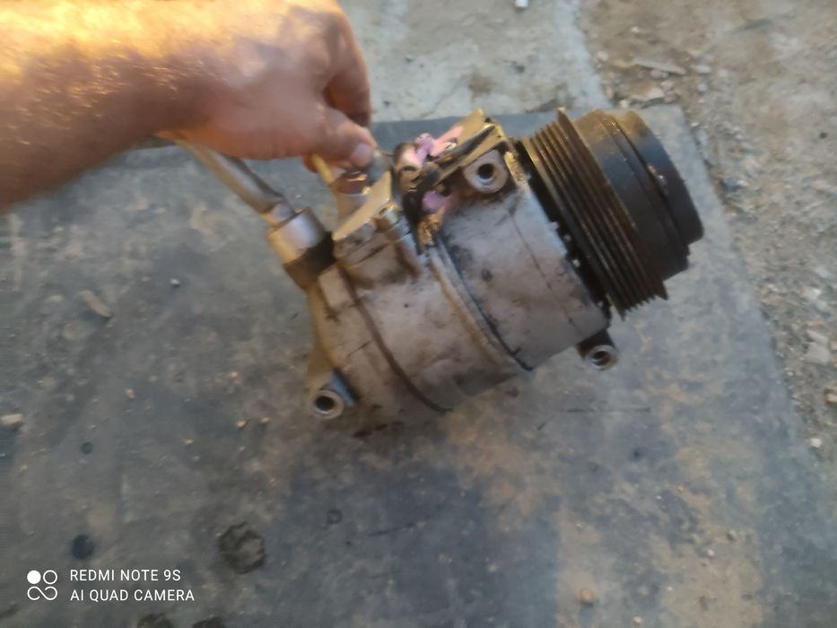 Продам компрессор