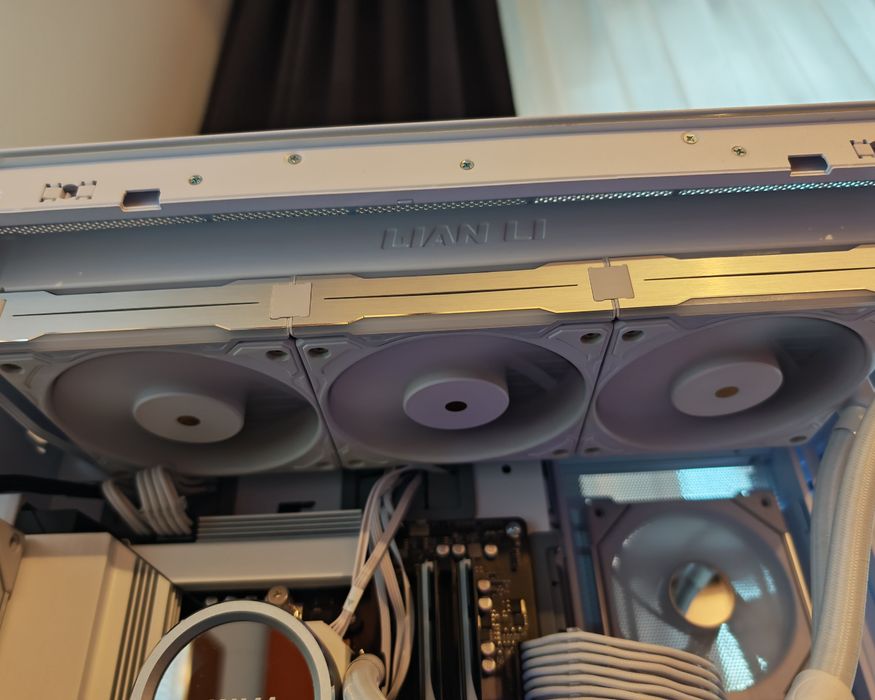 PC High-end Gaming/Editare Ryzen 9, 7900GRE, G.Skill Trident Z,