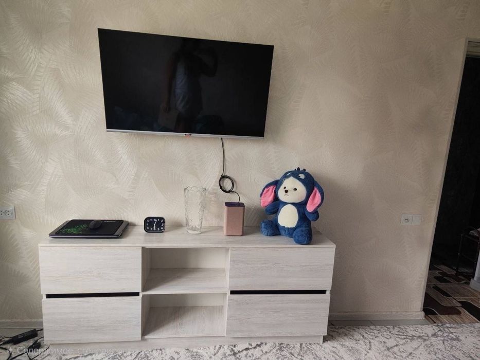 Продам тумбу, можно под телевизор