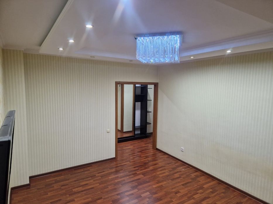 Сдам 2 ком ЖК сармат