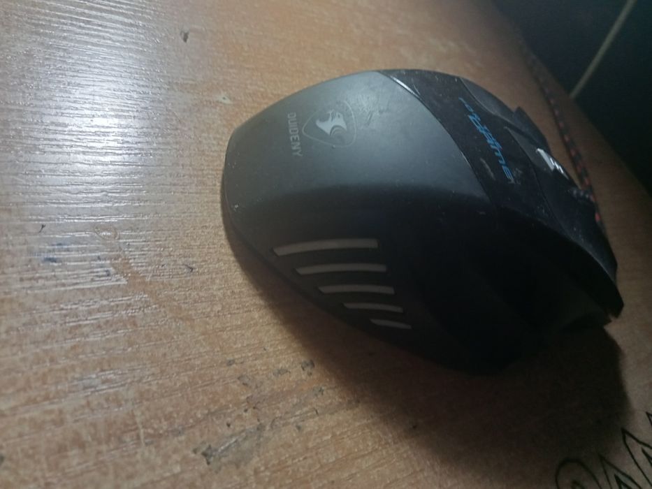 Продам игравшую мишь  OUIDENY CZF
