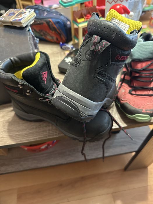 Зимни боти на dunlop и adidas 36н