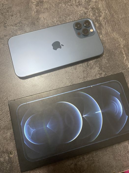 Продам iphone 12 pro max