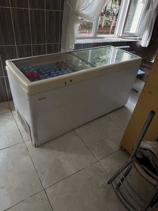 Морозильникf600s