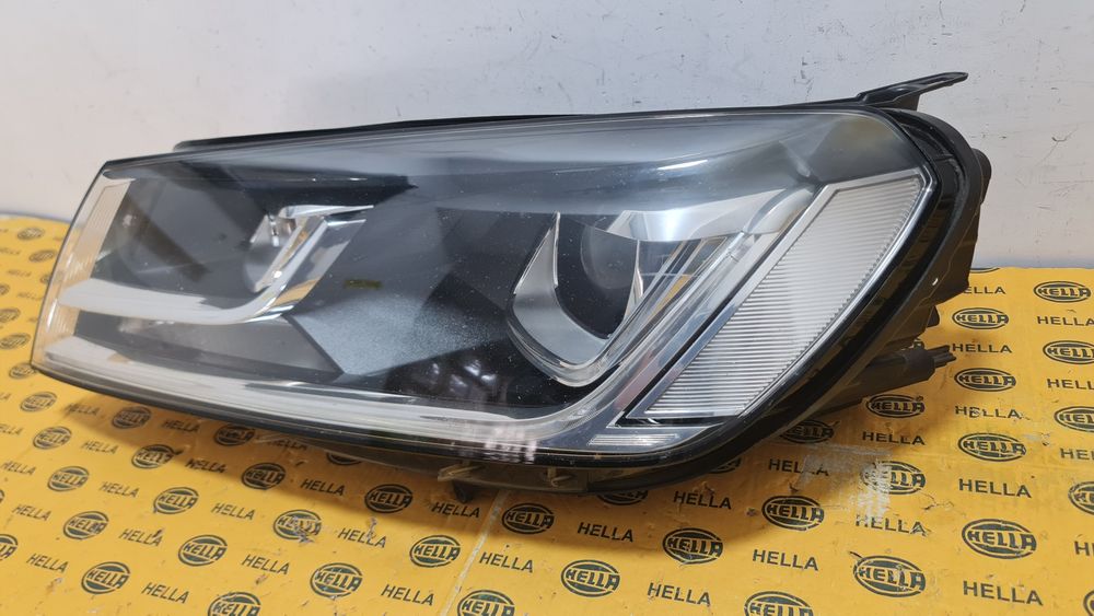 Far stanga xenon led VW Touareg 2 7P facelift 7P1941751B