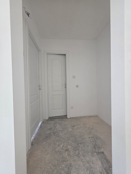 Apartament 3 camere etajul 2 .se predă finisat! Parchetul, gresia și faianța sunt incluse în preț, la alegerea cumpărătorului
