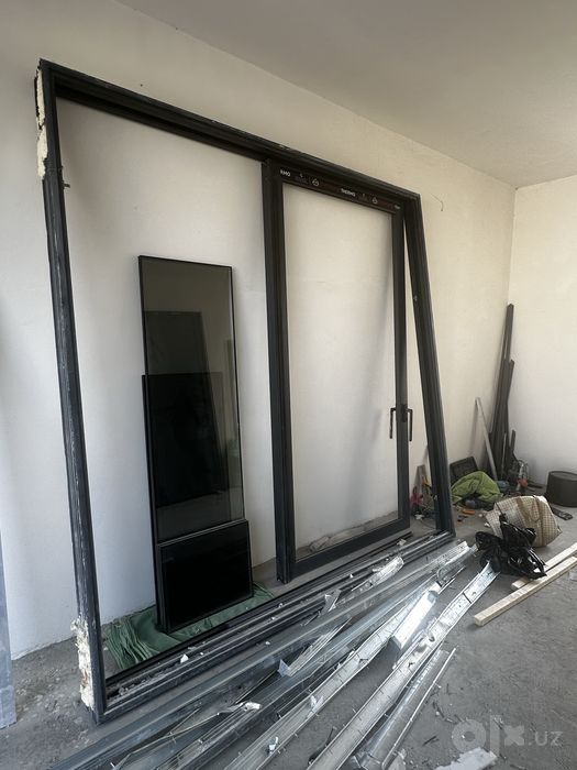 Раздвижные двери Engelberg THERMO 275x280 в черном цвете