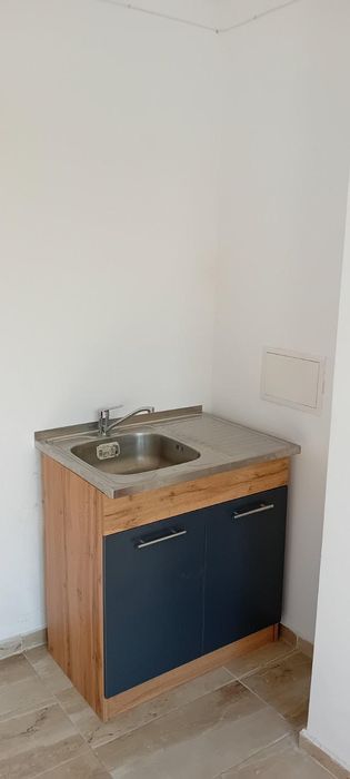 Дава се под наем Двустаен апартамент в Бургас, Възраждане - 62 кв.м за 255 € - Снимка #3