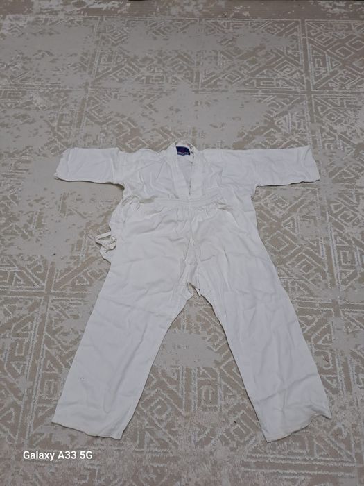 Кимоно для занятия каратэ