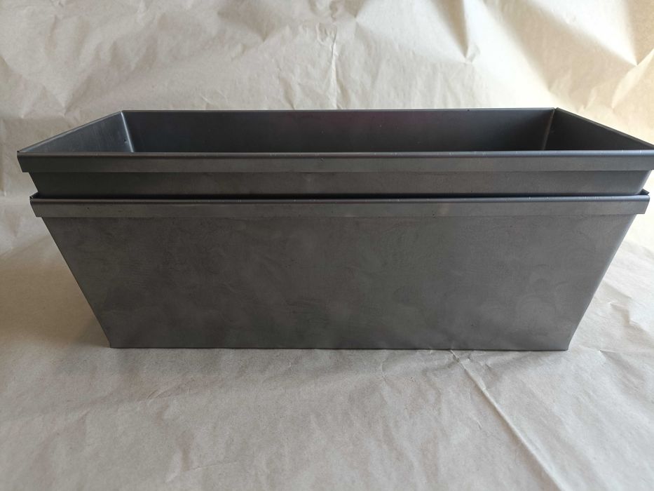 Tavă de copt pâine sau cozonac