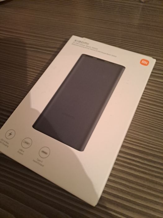 Продам кармманый зарядка