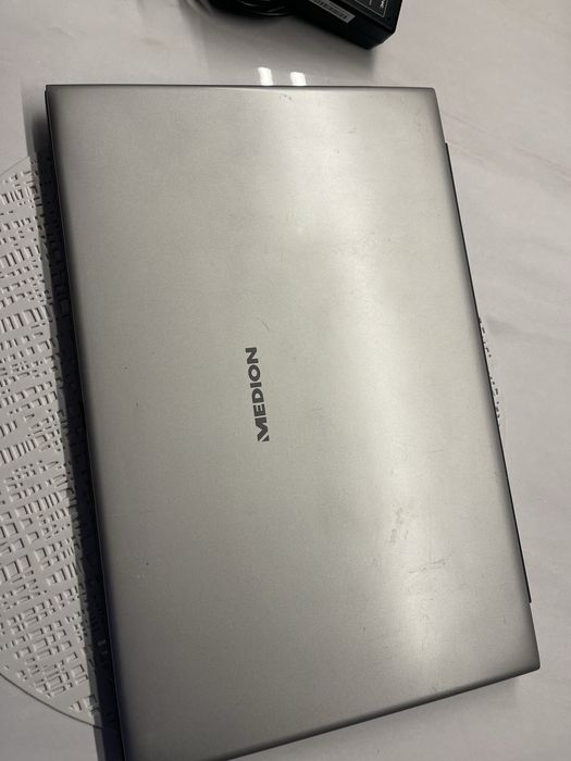 Vand Laptop Medion intel pentium N3700 -Quad core, Baterie buna