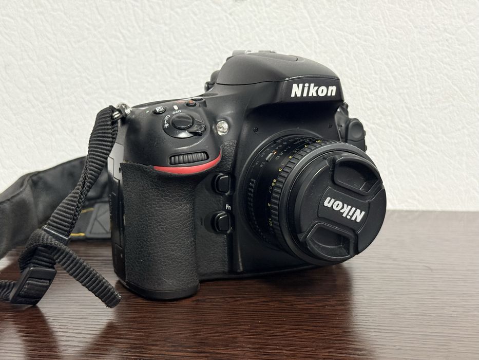 Продам Nikon d800 50mm 1,8
