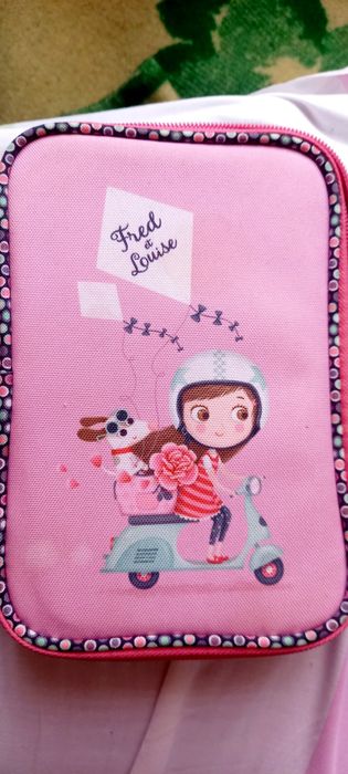 Ученическа раница ars una и несесер