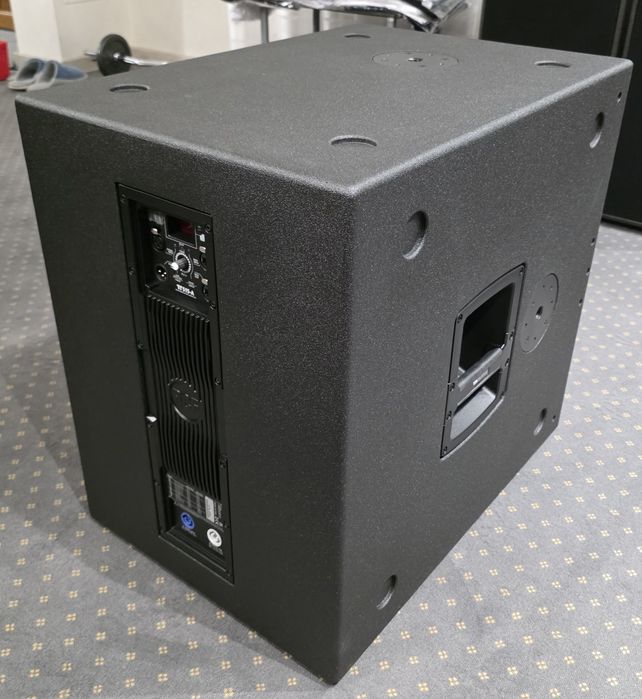 Vând bas RCF TTS 15-A