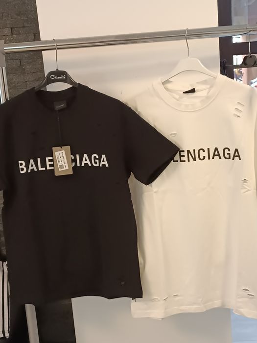 Tricouri Balensiaga alb și negru