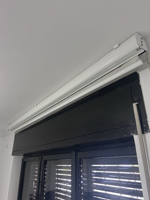 Rolete electrice cu telecomandă