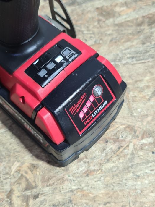 Impact pentru biti Milwaukee M18 FID2