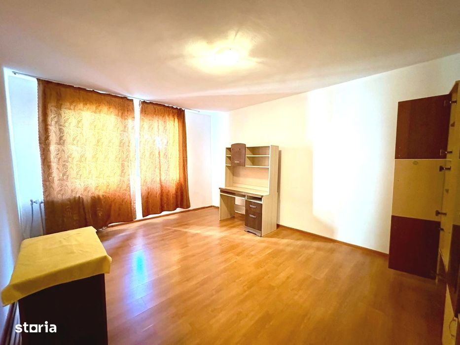 Apartament 3 camere 72mp zona Unitatea Militara — fotografia 3