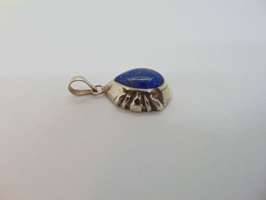 Pandantiv din argint cu lapis lazuli